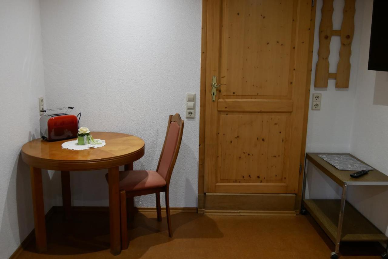 Ferienzimmer Niederstetten Exteriör bild